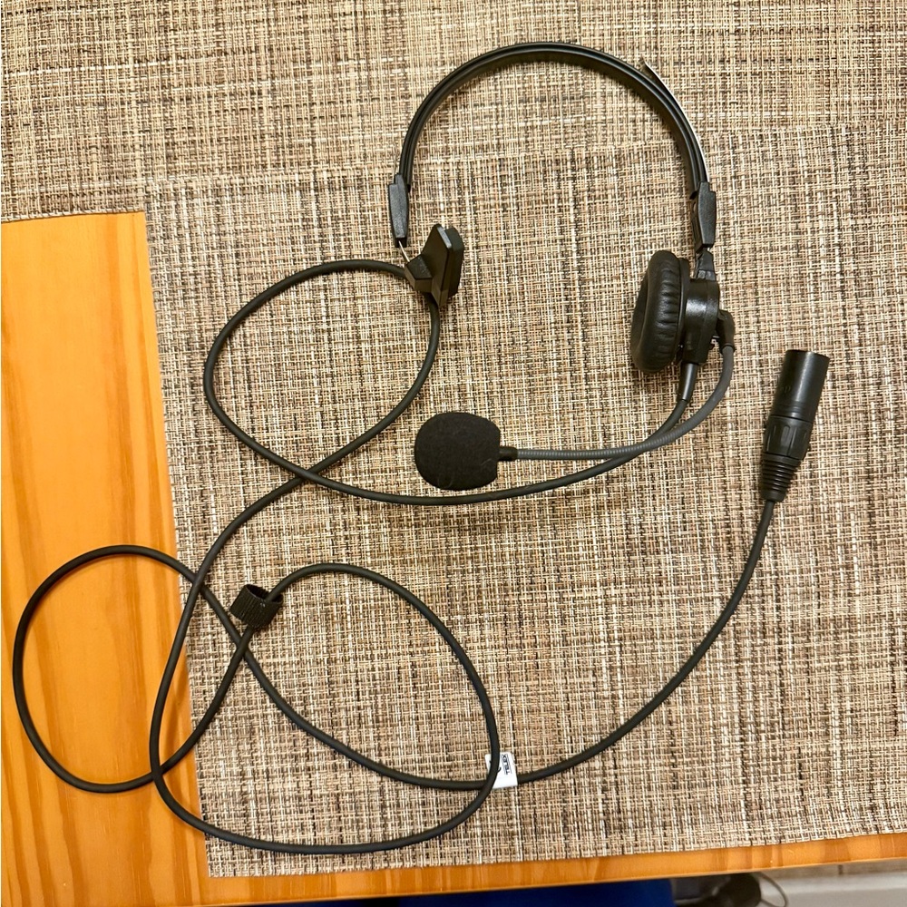 Black RTS Headset 5 Prong